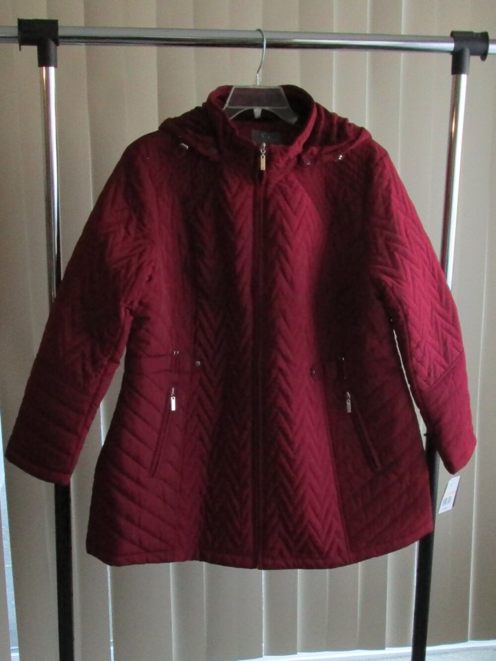 Gallery Midweight Hooded Quilted Jacket woman 2X - merlot red